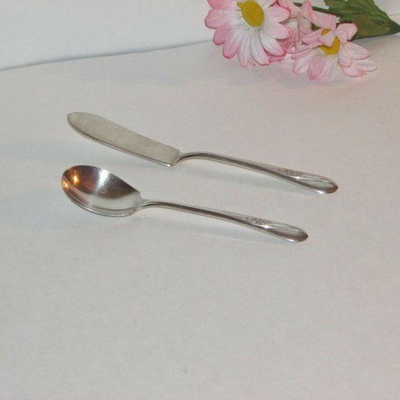 1940's Silverplate Butter Knife & Sugar Spoon WM ROGERS Meadow Flower - Picture 4 of 7